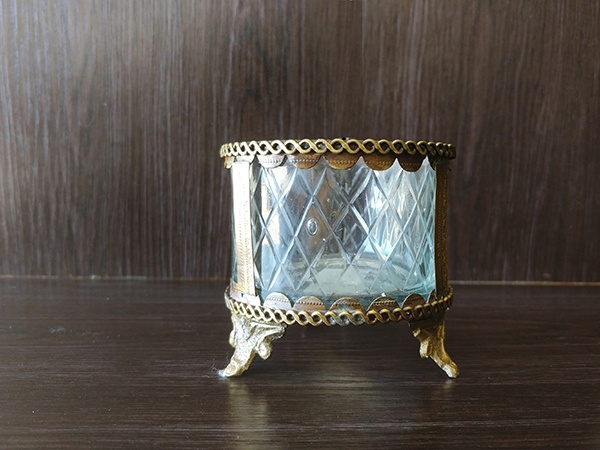 Gold – Decorative Vase With Glass Medium